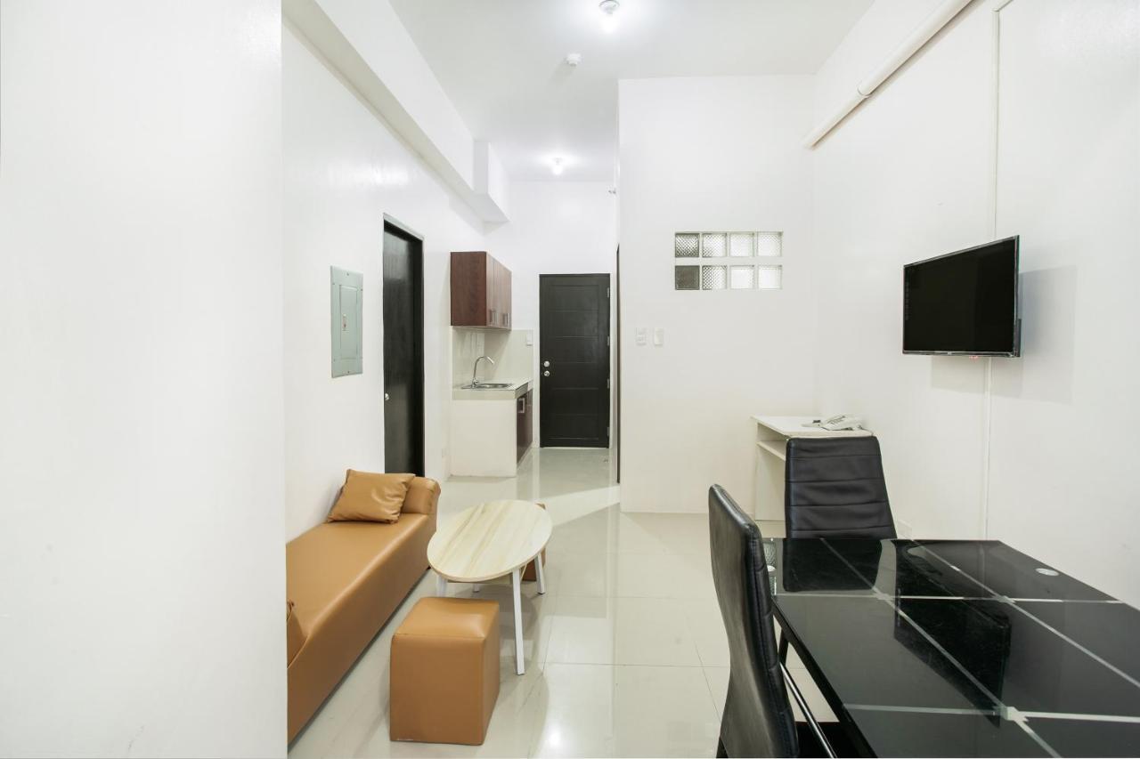 Oyo 505 Jardin Suites Manila Exterior foto